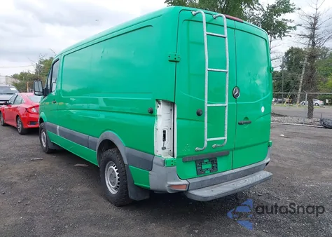 2013 Mercedes-Benz Sprinter 2500 Normal Roof from USA, damaged, VIN WD3PE7CC2D5725553